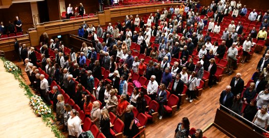 Kitaplığımızın kuruluşunun 20. yılını kutluyoruz. Ayrıntılar için Tıklayınız